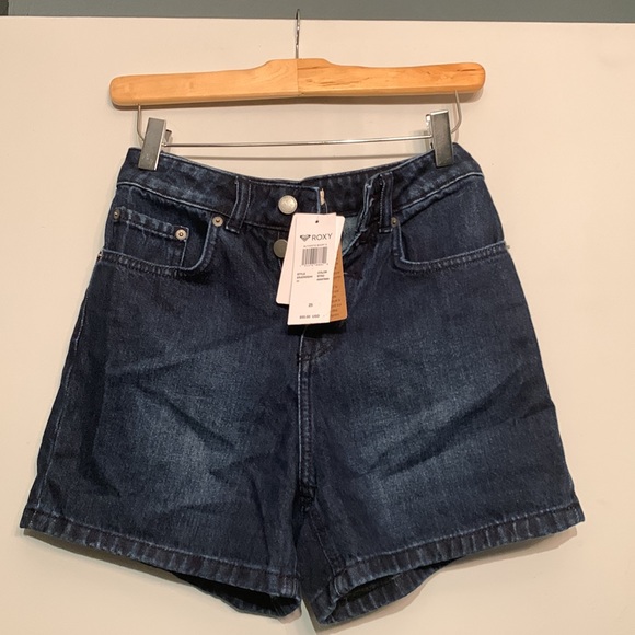 NWT Roxy High waist Dark Wash Jean shorts - Picture 2 of 5